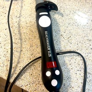 Beachwaver Hair Curler